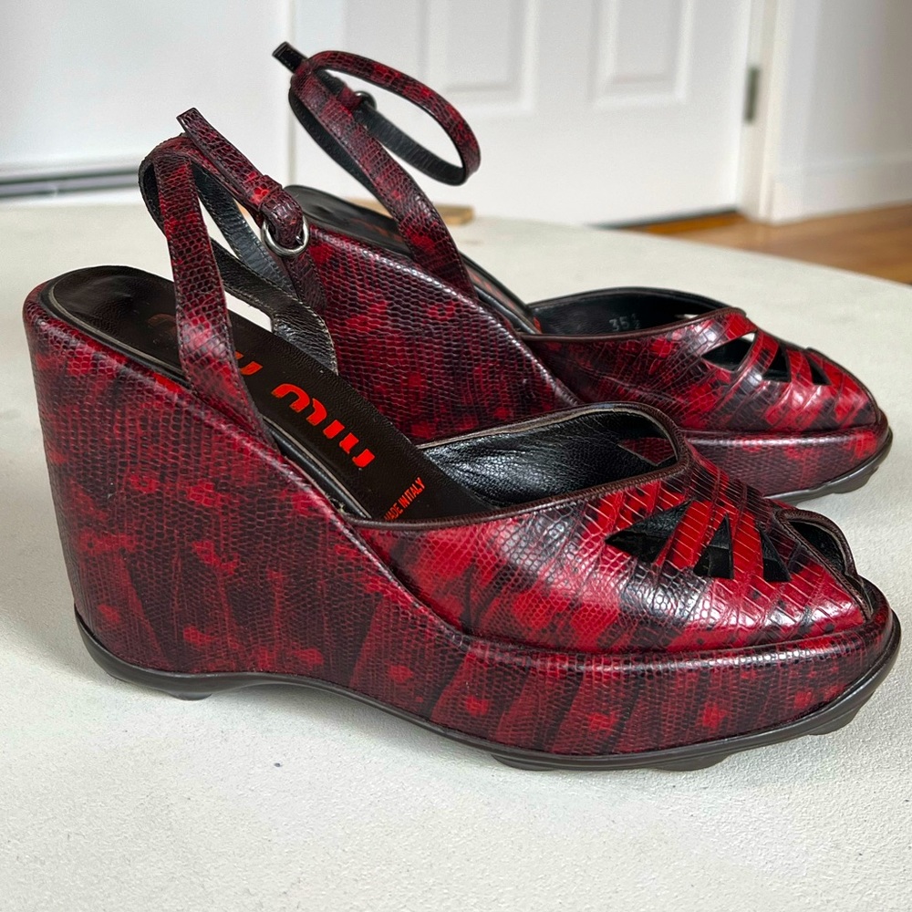 Miu Miu Vintage Wedge Platform Sandals Red Snakeskin IT 35.5 (US 5.5)